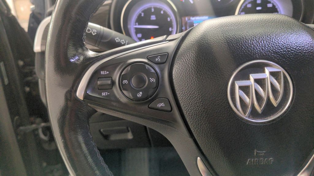 2020 Buick Envision Essence photo 16