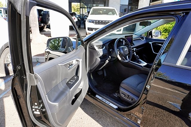 Used 2024 Black Toyota XLE image 37