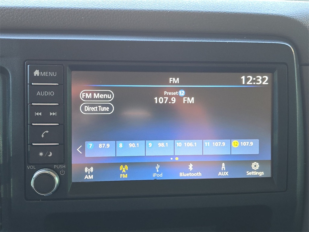 2020 Nissan NV2500 HD SV photo 16