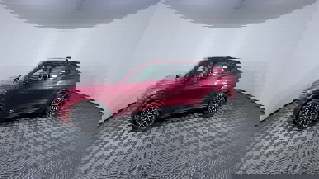 2025 Ford Mustang Mach-E Premium photo 4