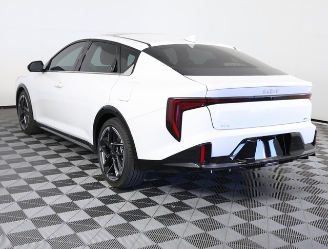 2025 Kia K4 GT-Line photo 5