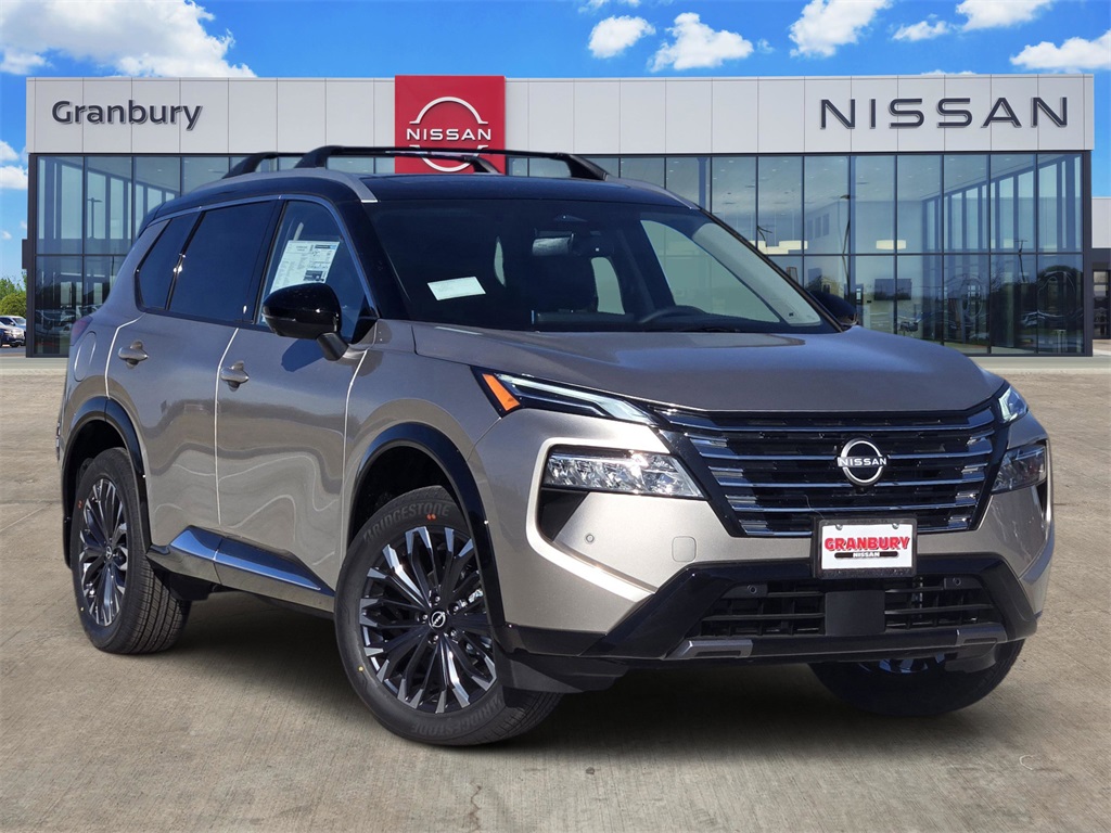 2026 Nissan Rogue Platinum's photo