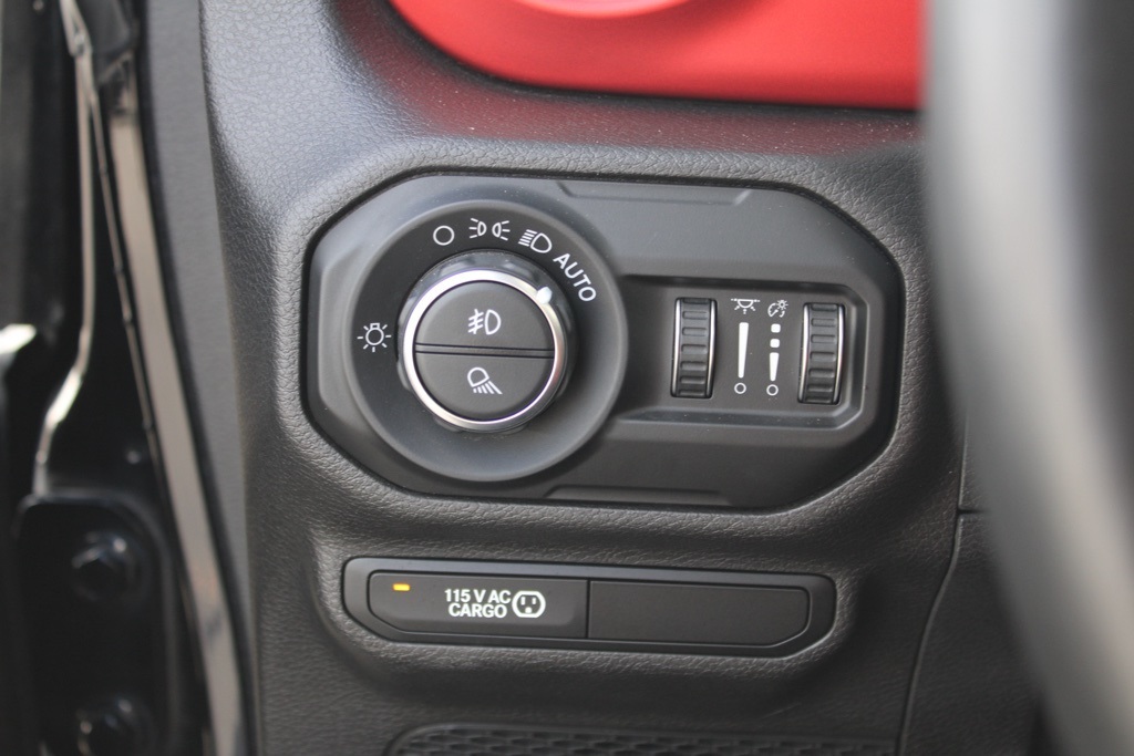 2020 Jeep Gladiator Rubicon photo 13
