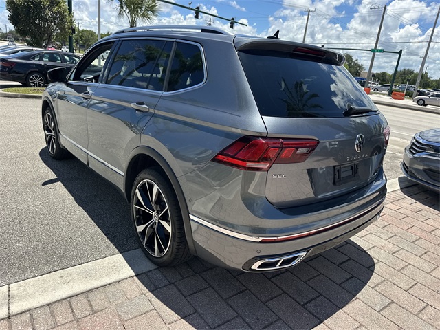 2022 Volkswagen Tiguan SEL Premium R-Line photo 8