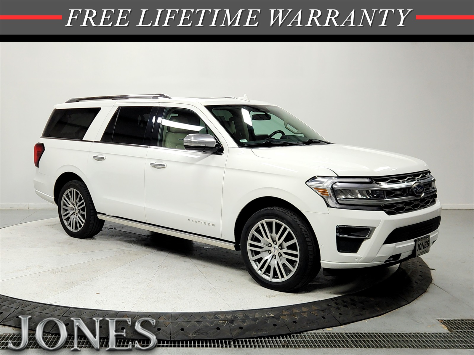 2022 Ford Expedition Platinum's photo