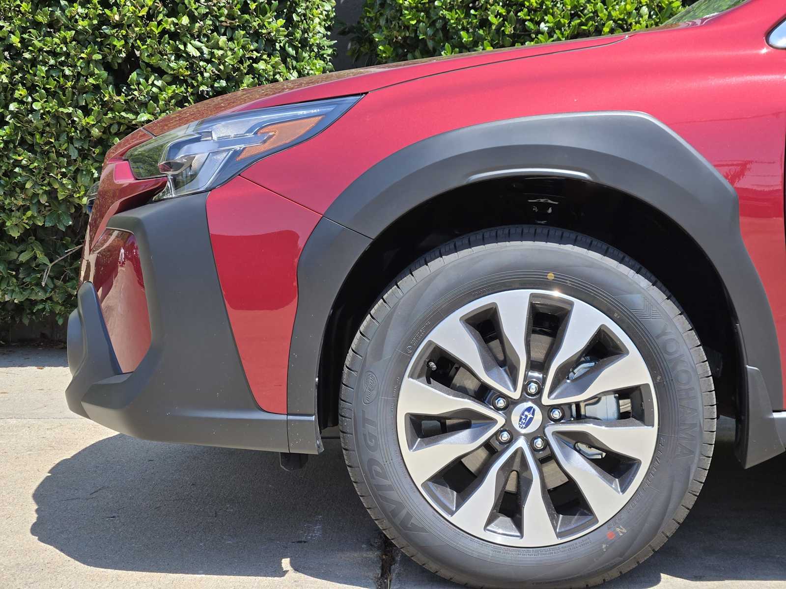 2025 Subaru Outback Touring photo 4