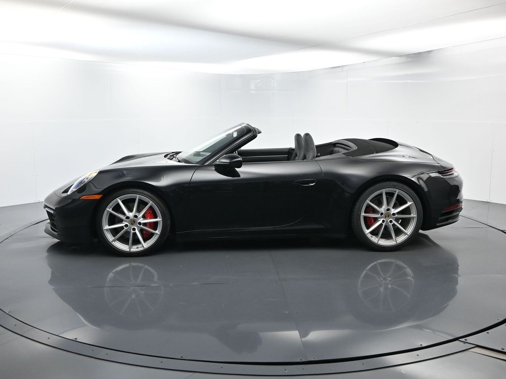 2024 Porsche 911 S photo 2