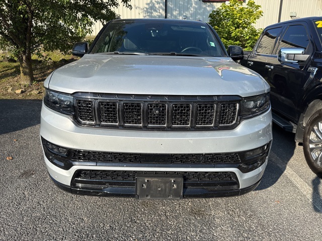 2024 Jeep Grand Wagoneer L II photo 2
