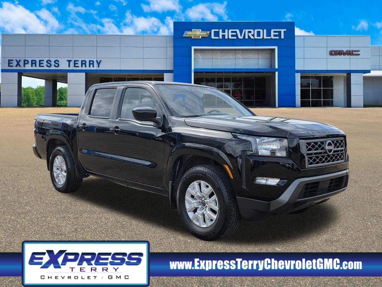 2024 Nissan Frontier SV's photo