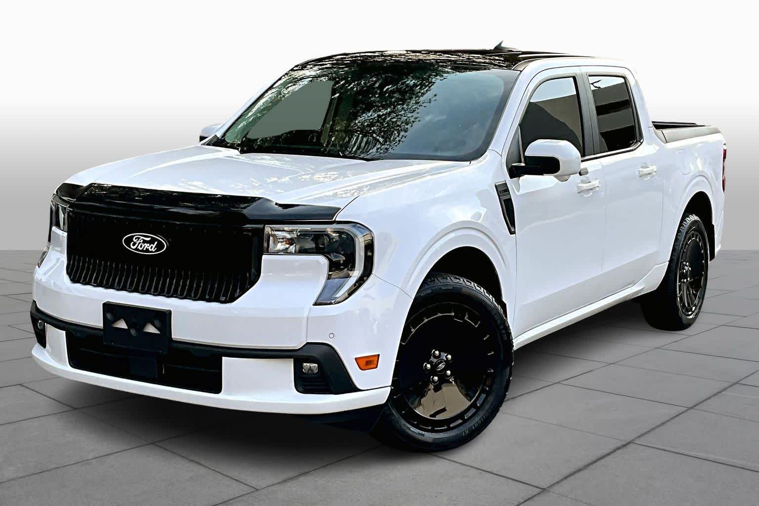 2025 Ford Maverick Lobo's photo