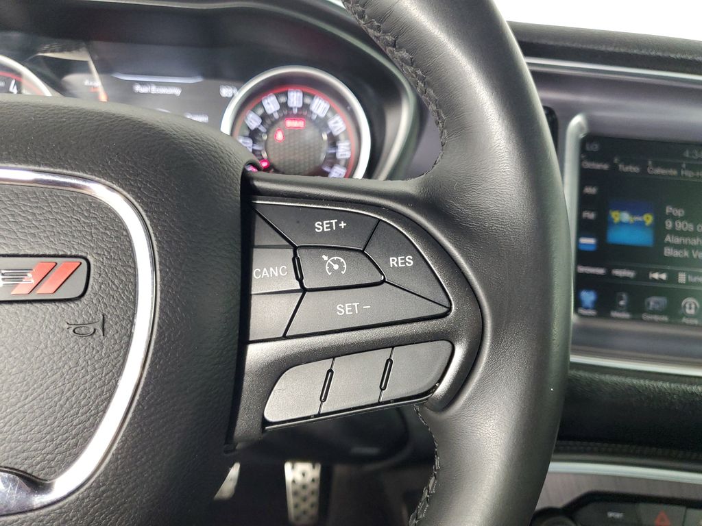 2016 Dodge Challenger SXT Plus photo 21