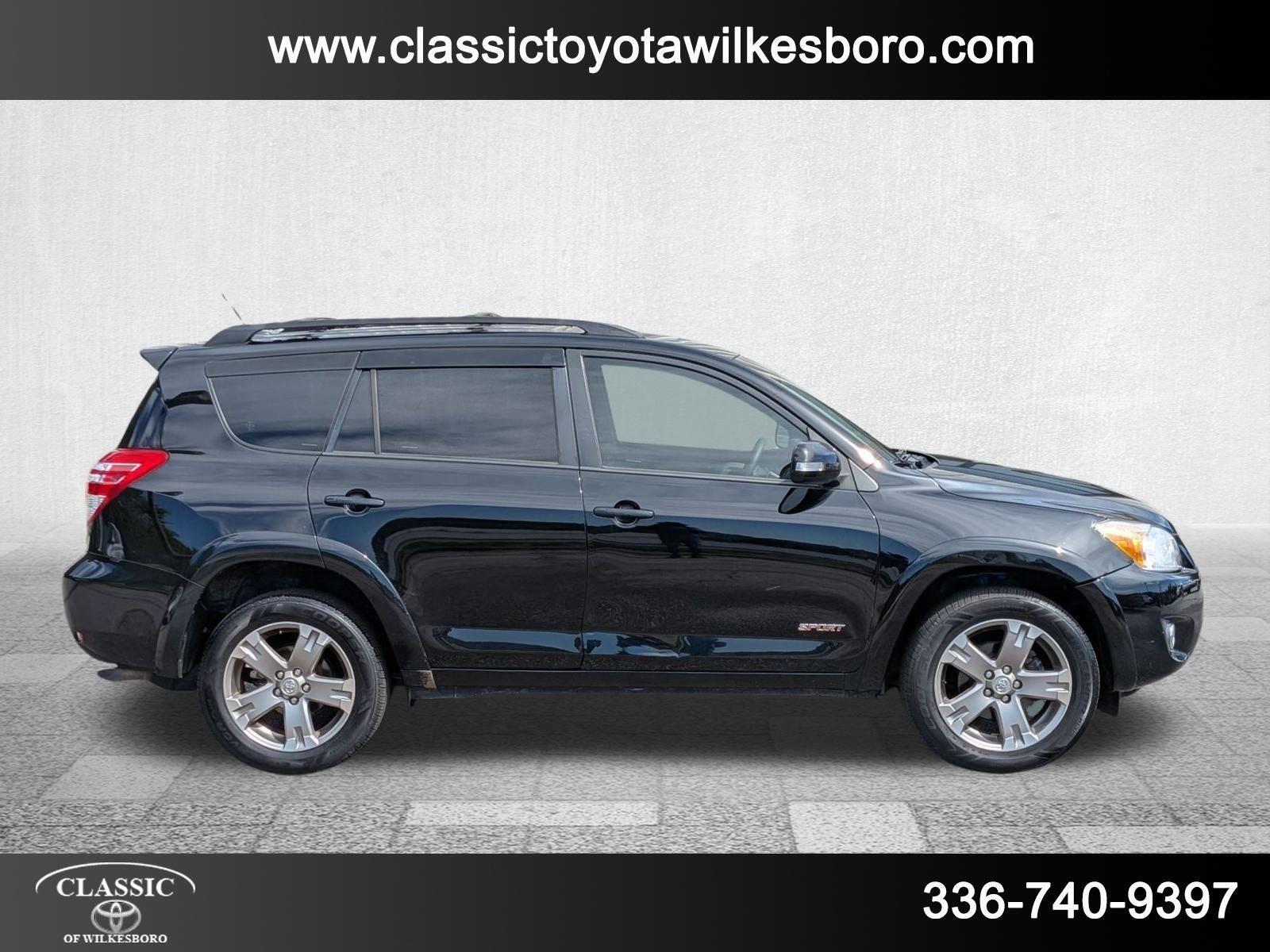 2010 Toyota RAV4 Sport photo 4