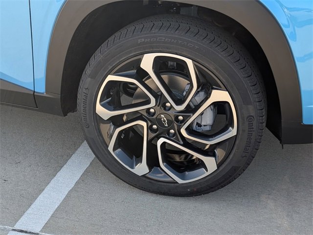2026 Chevrolet Trax photo 2