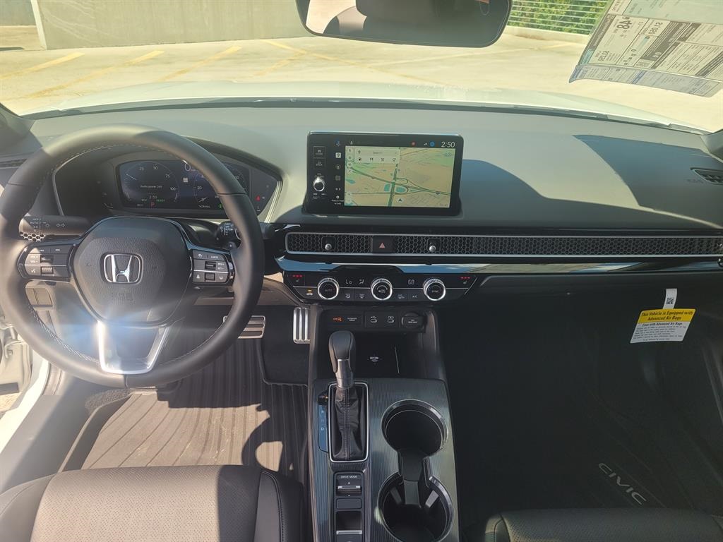 2026 Honda Civic Hatchback Hybrid Sport Touring photo 9