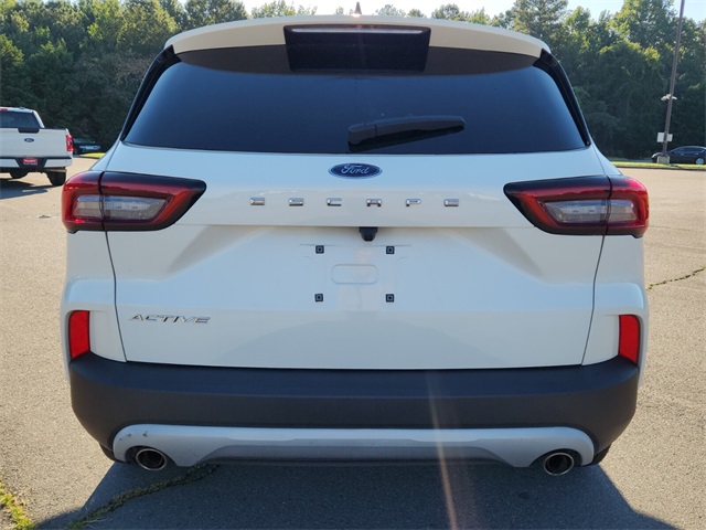 2023 Ford Escape Active SE photo 4