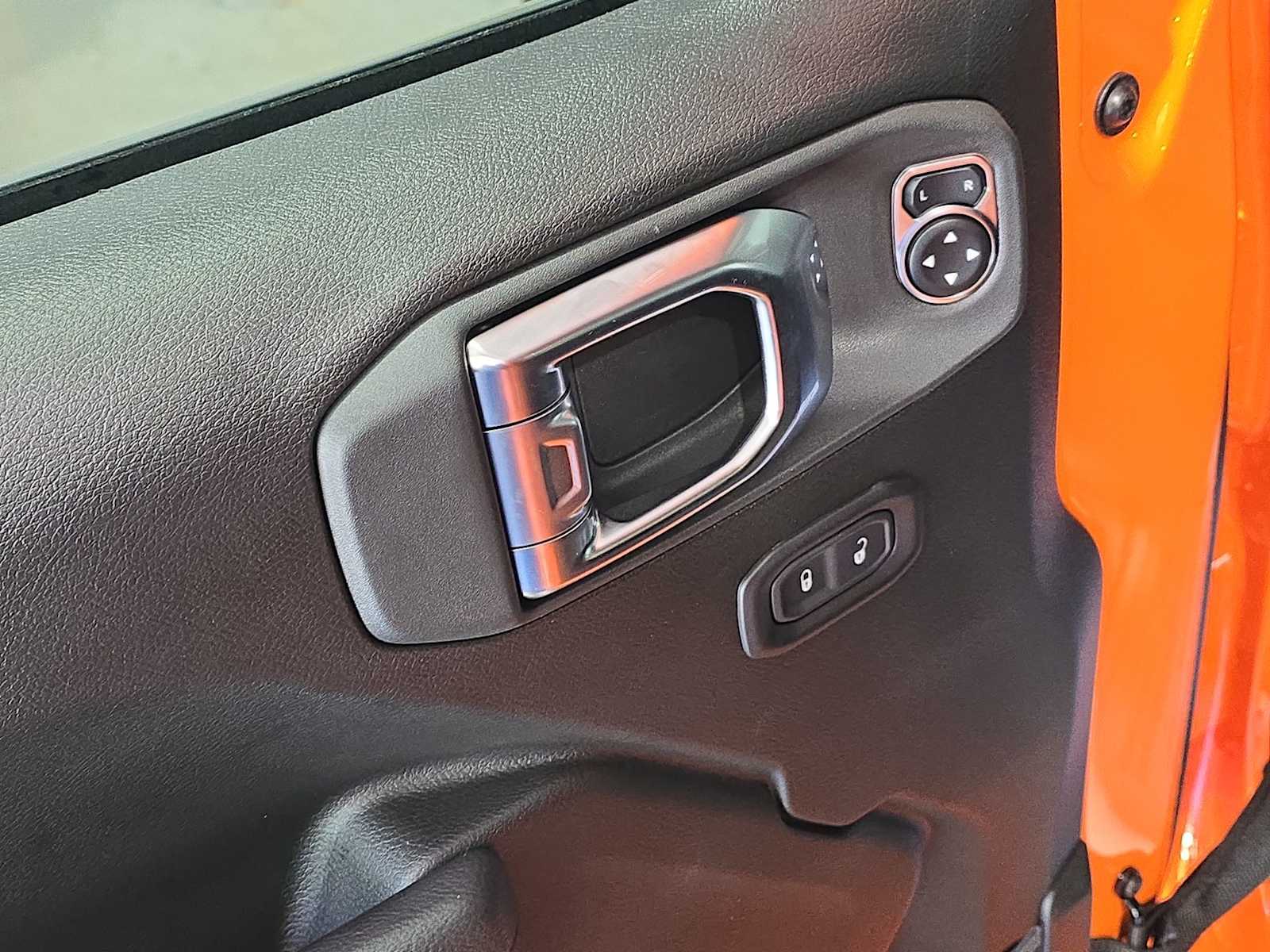 2025 Jeep Gladiator Mojave photo 18