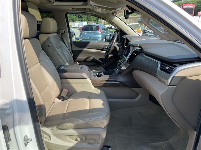 2016 Chevrolet Tahoe LT photo 16