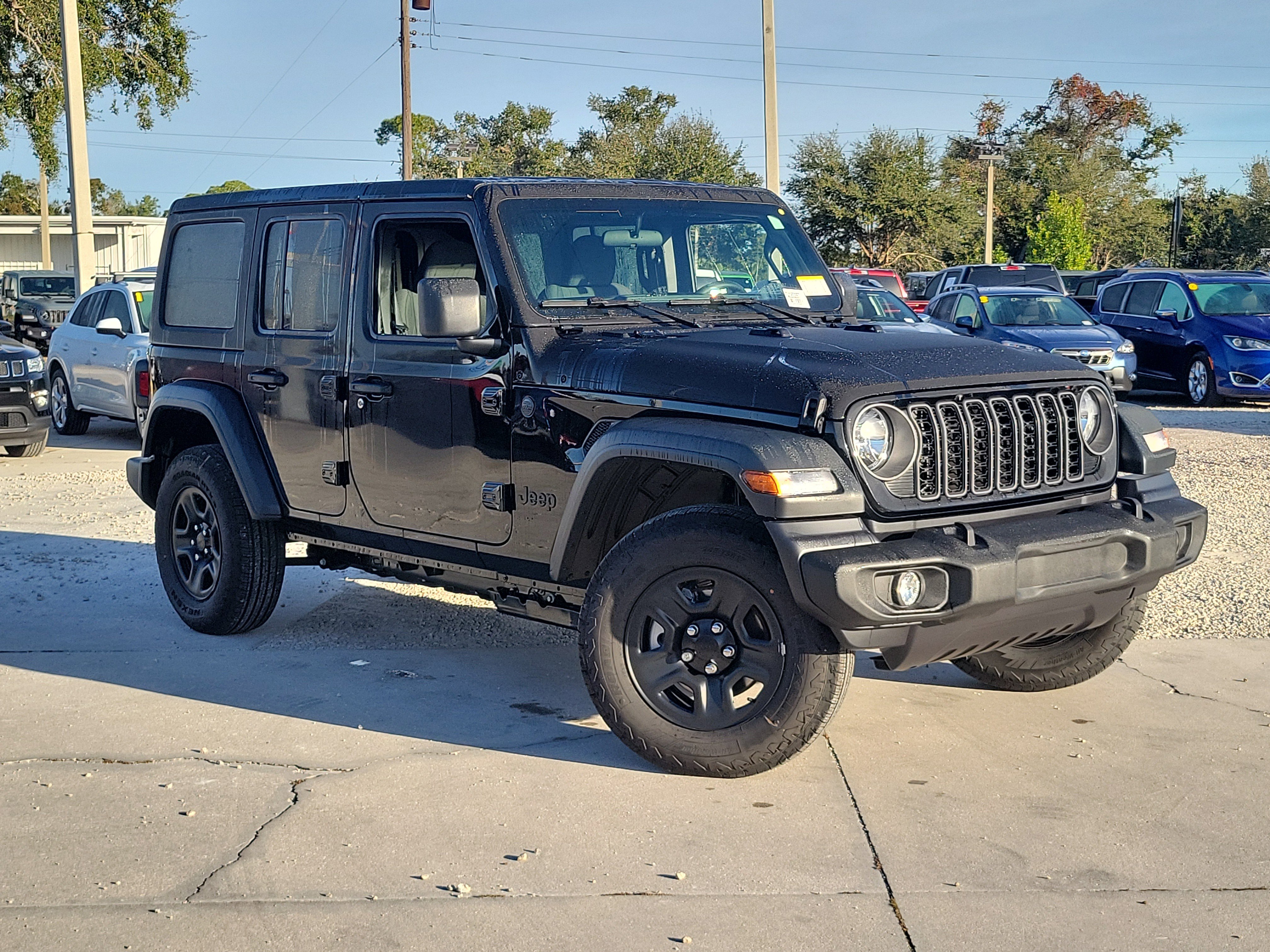2026 Jeep Wrangler 4-Door Sport's photo