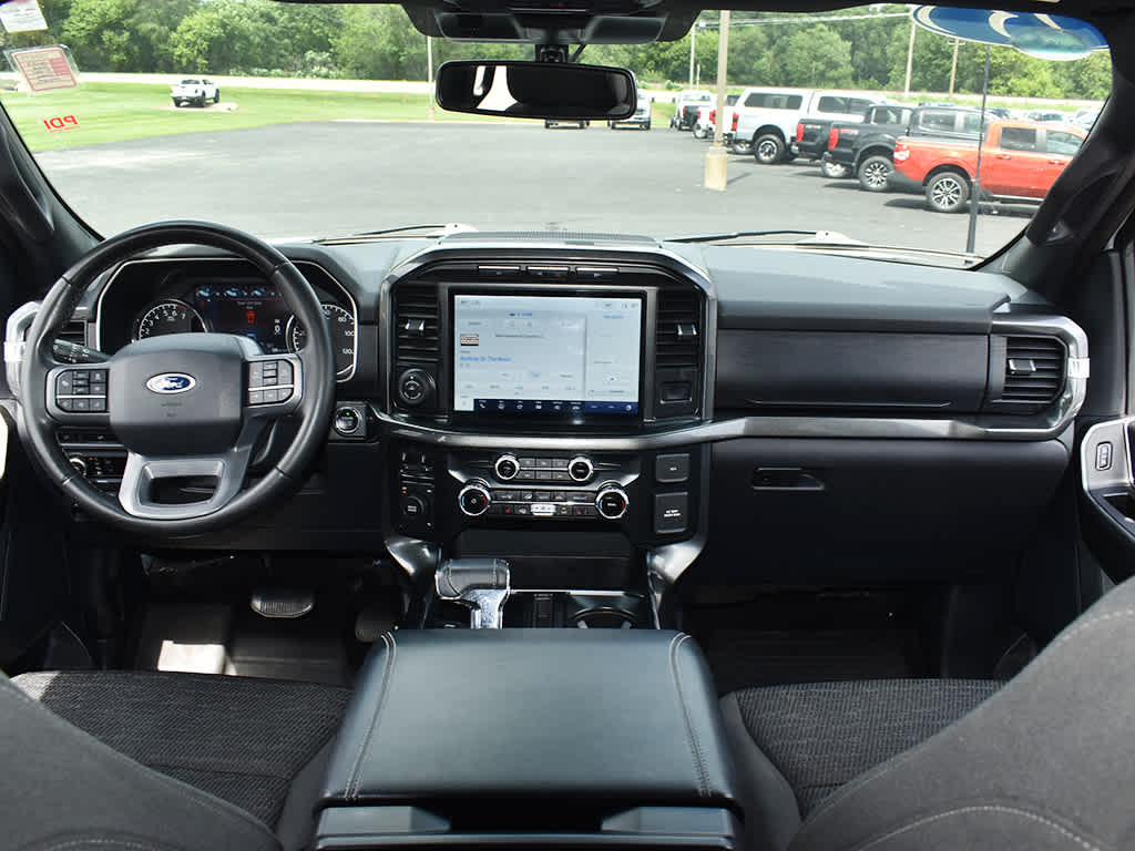 2023 Ford F-150 XLT photo 4