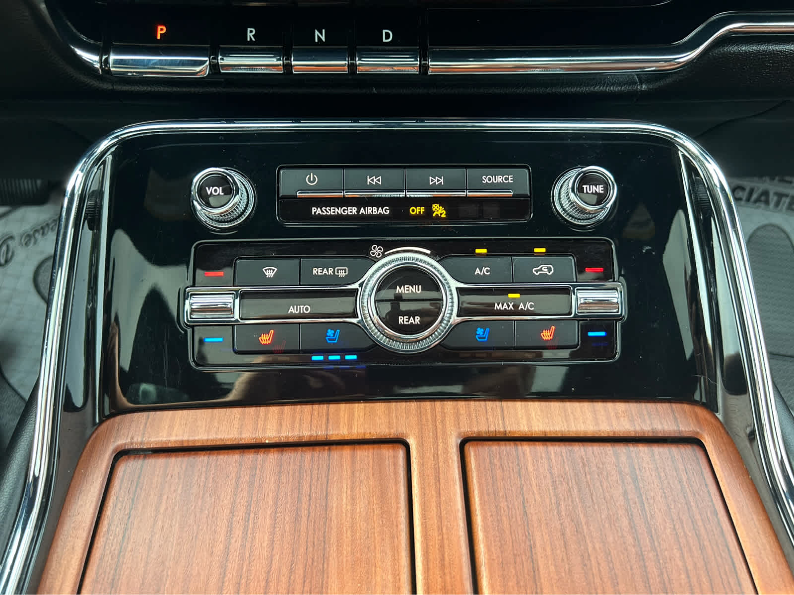 2018 Lincoln Navigator L Reserve photo 28