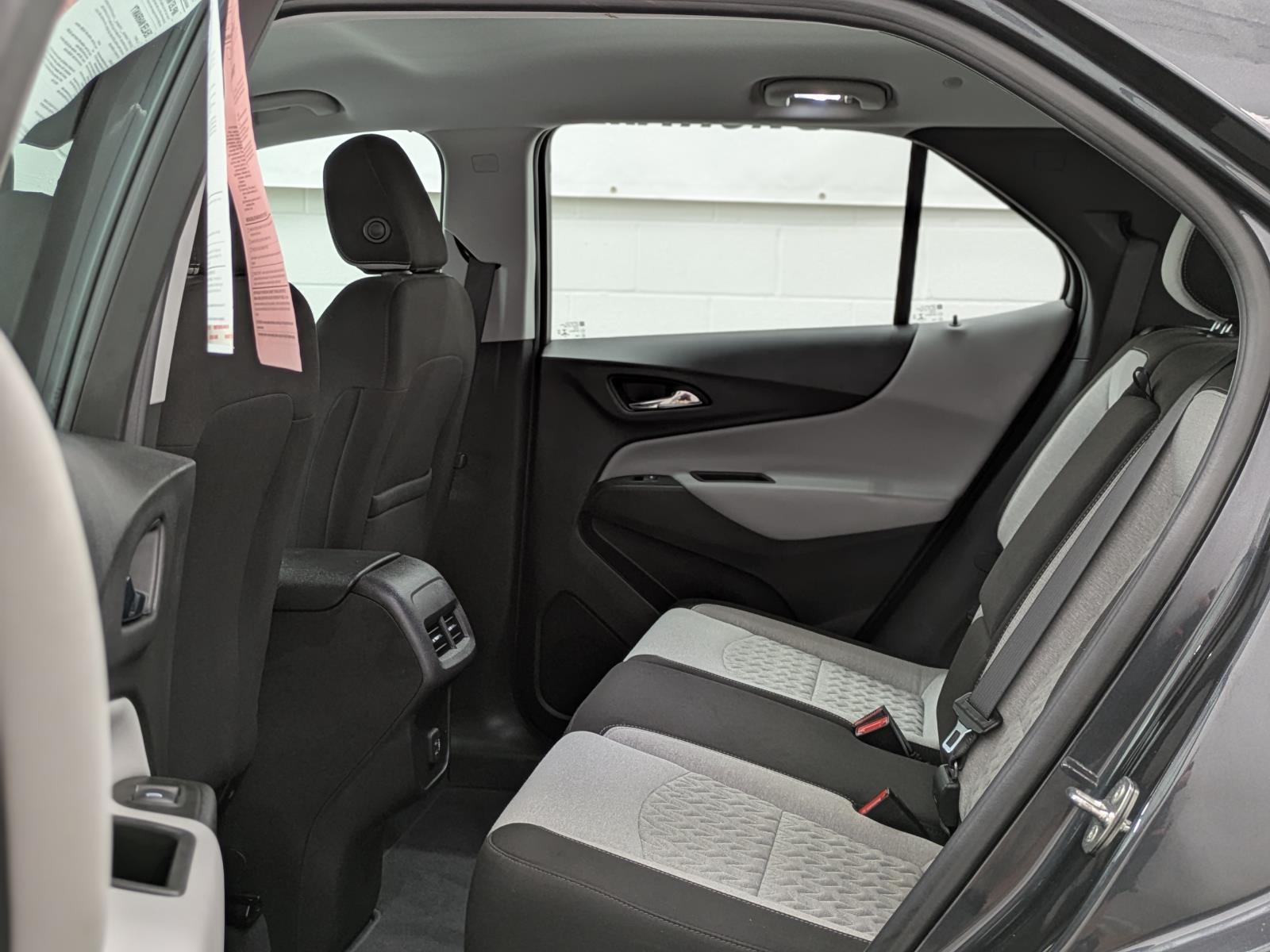 2022 Chevrolet Equinox LS photo 20