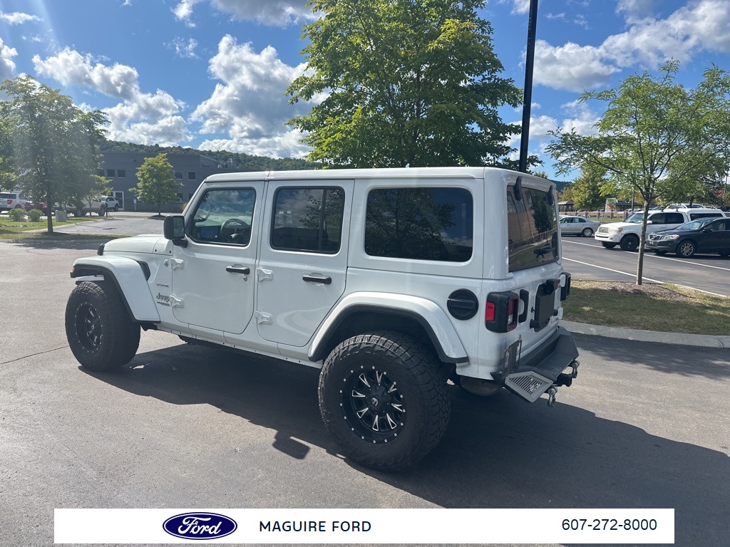 2019 Jeep Wrangler Unlimited Sahara photo 7