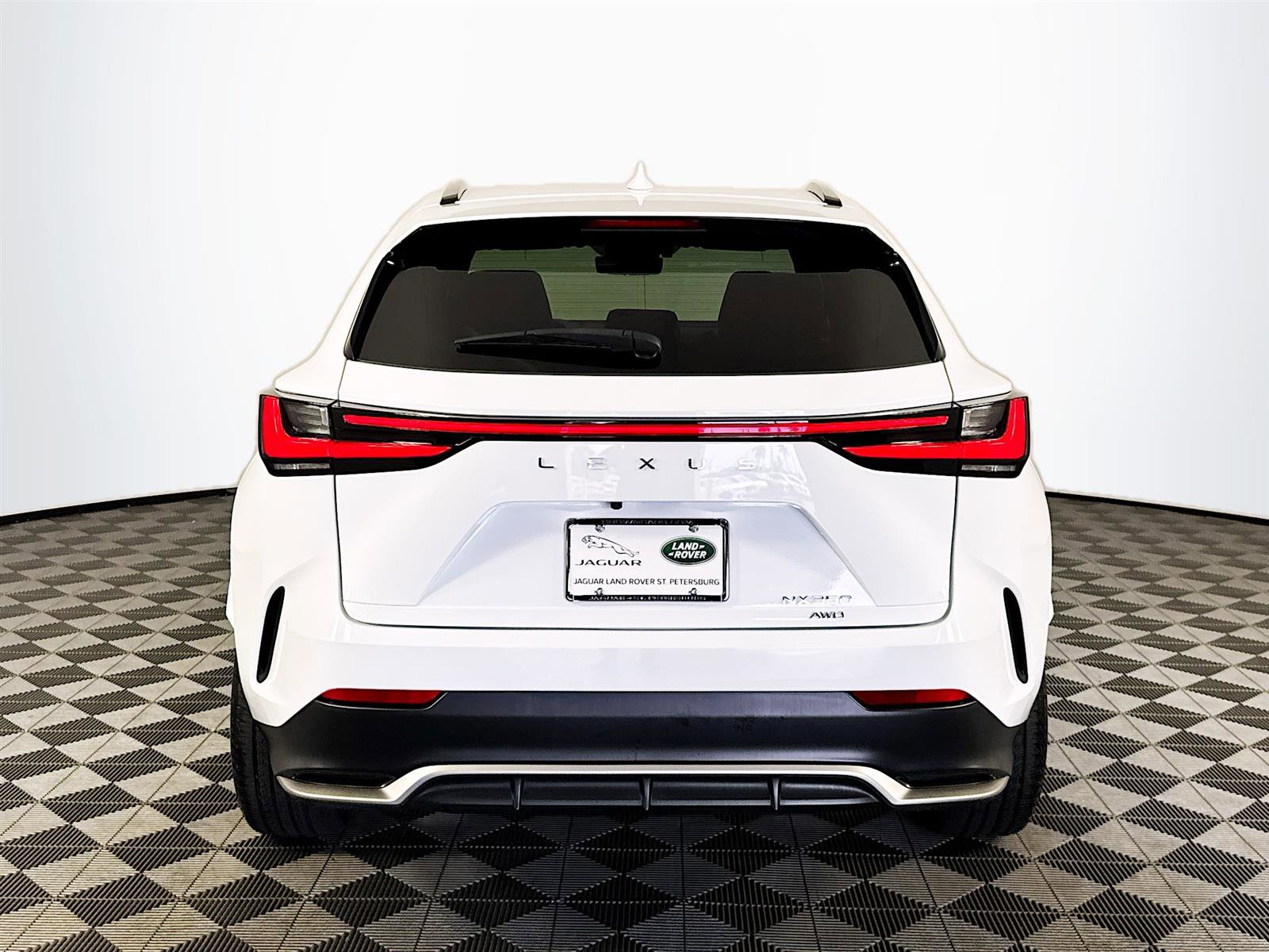 2023 Lexus NX 350 F SPORT Handling photo 6