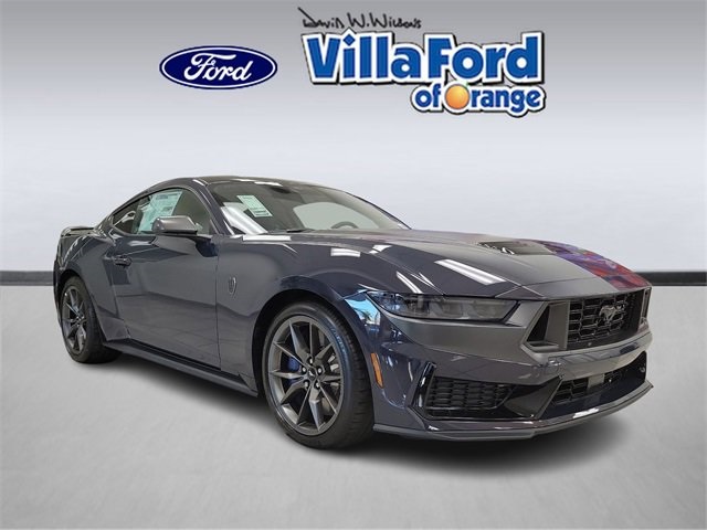 2025 Ford Mustang Dark Horse's photo