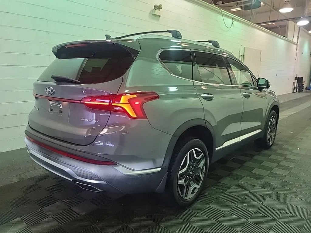 2022 Hyundai Santa Fe Limited photo 4