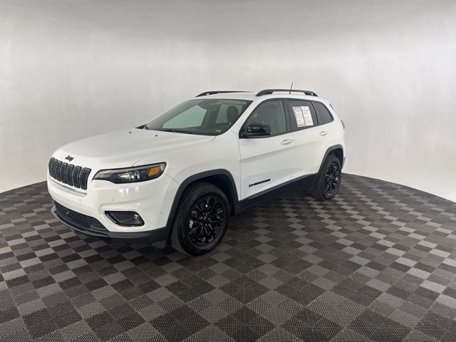 2023 Jeep Cherokee Altitude photo 2