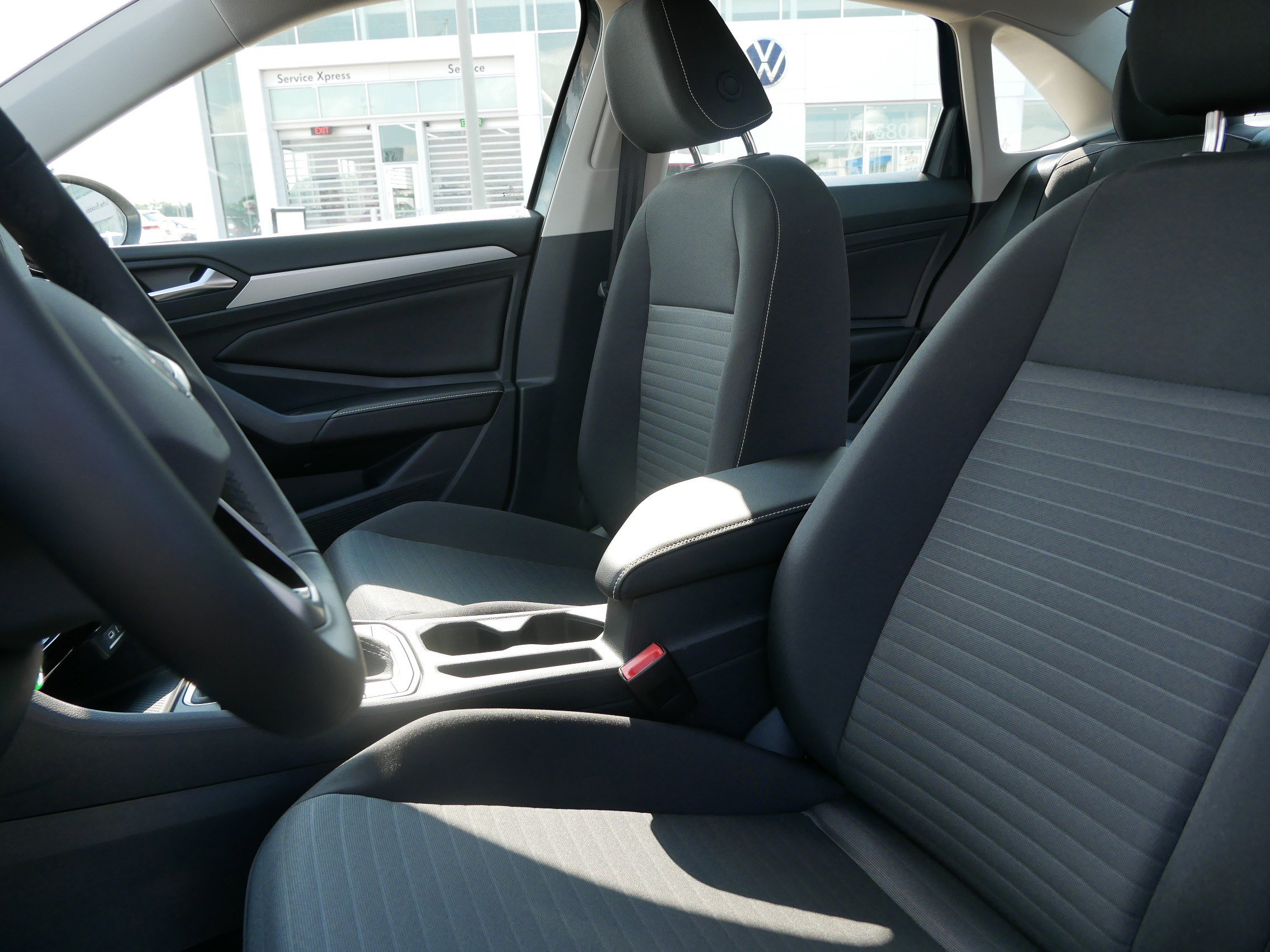 2025 Volkswagen Jetta S photo 4