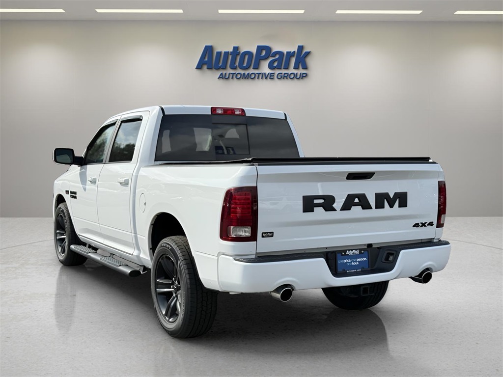 2018 Ram 1500 Sport photo 4