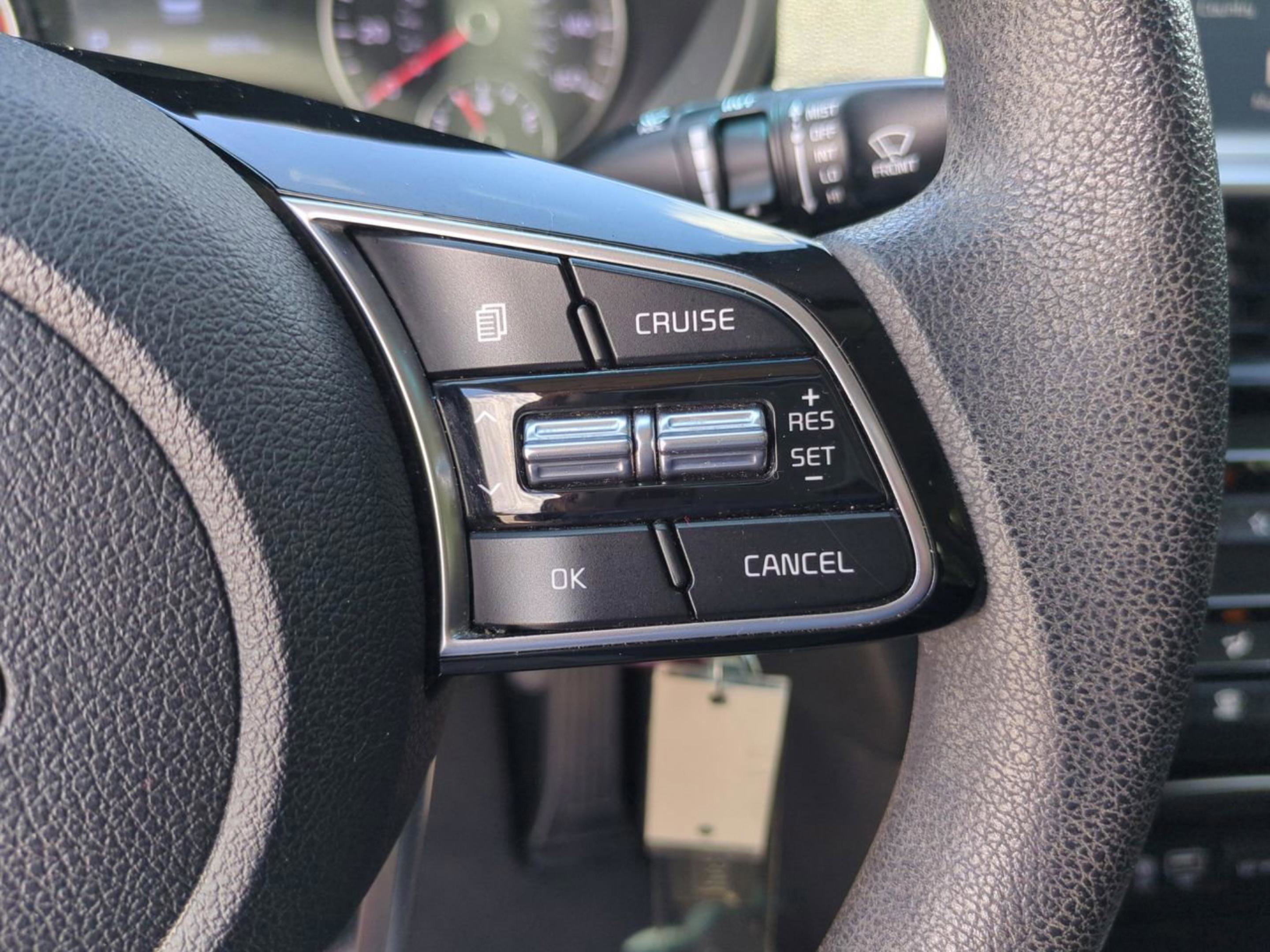 2020 Kia Optima LX photo 25