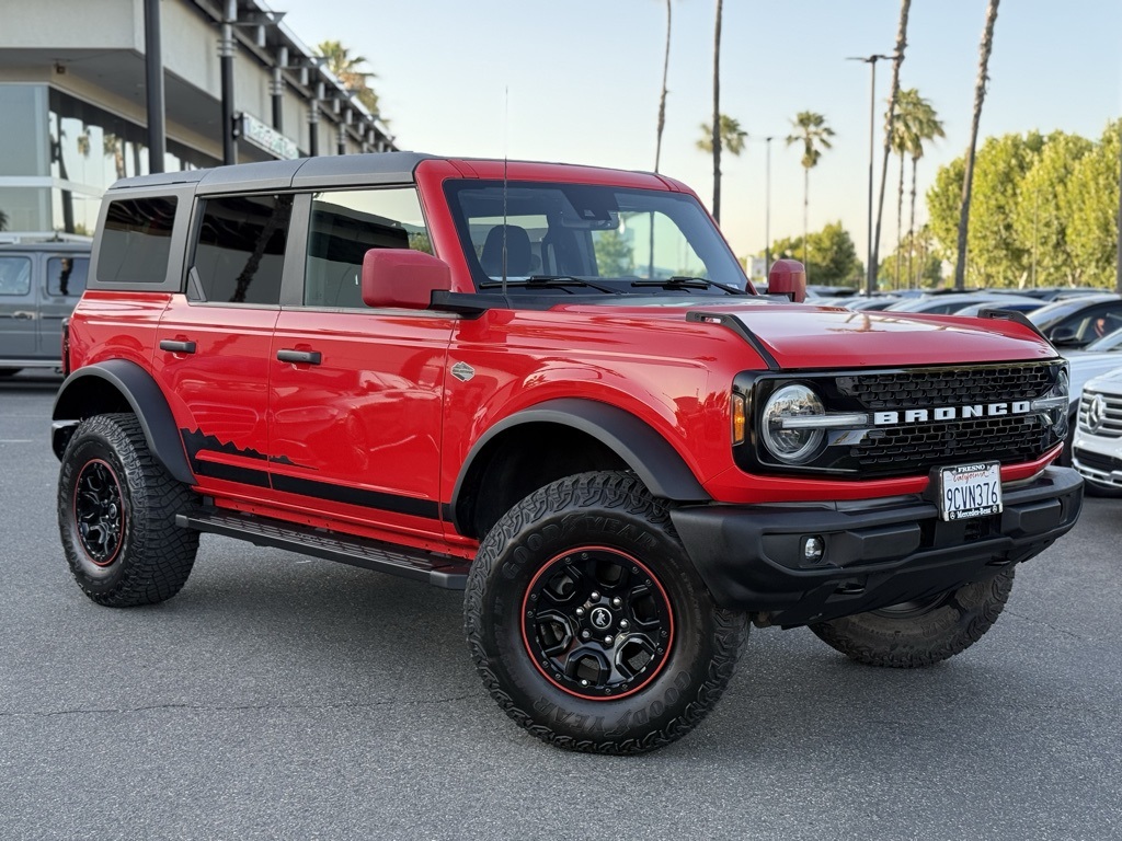 Used 2022 Red Ford Wildtrak image 1