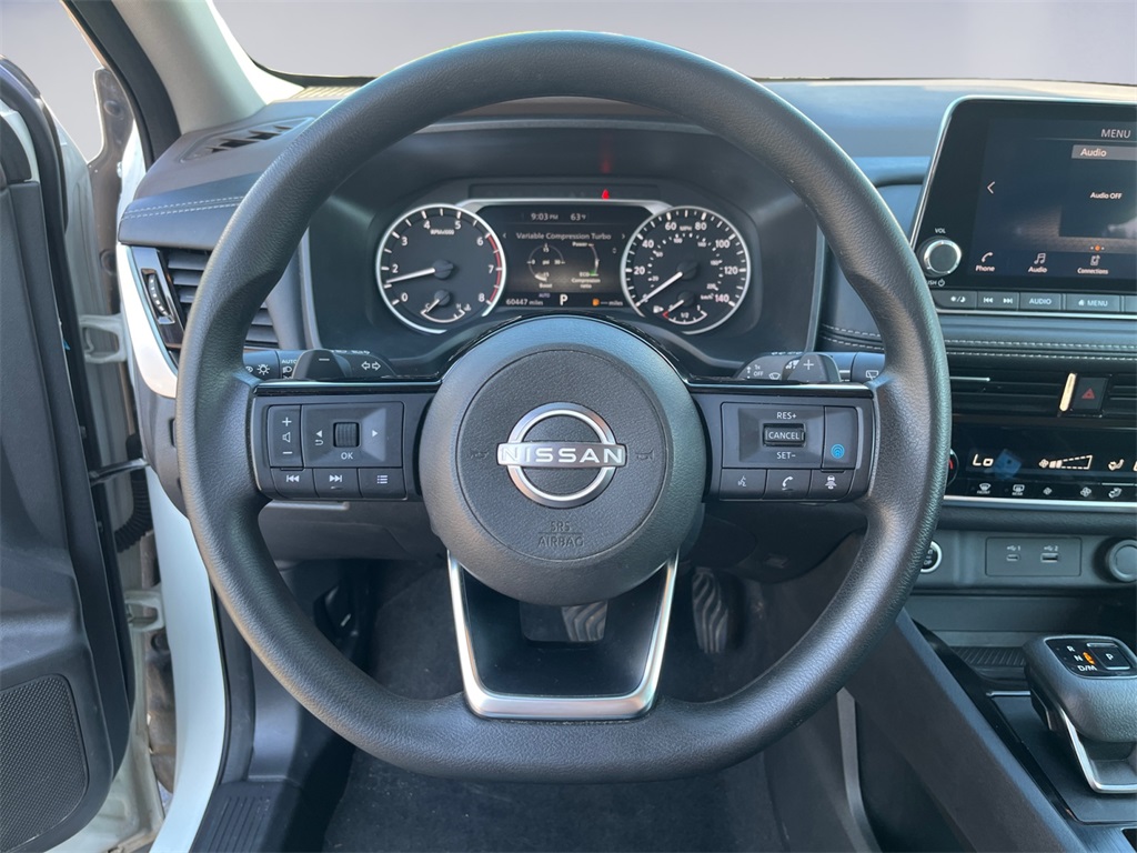 2022 Nissan Rogue SV photo 13