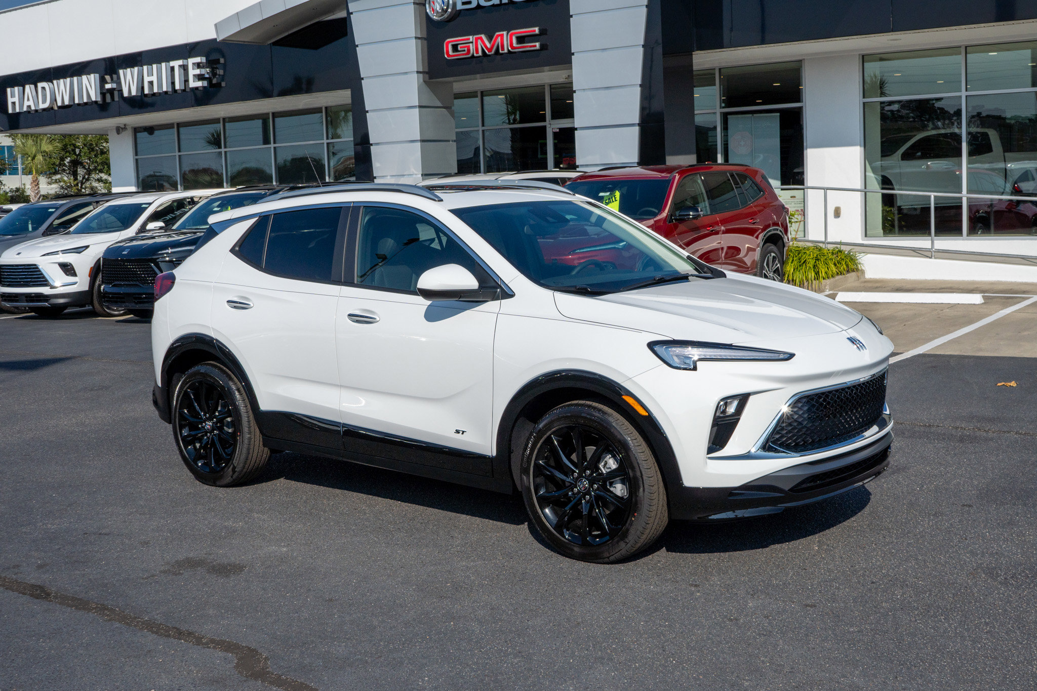 2026 Buick Encore GX Sport Touring's photo