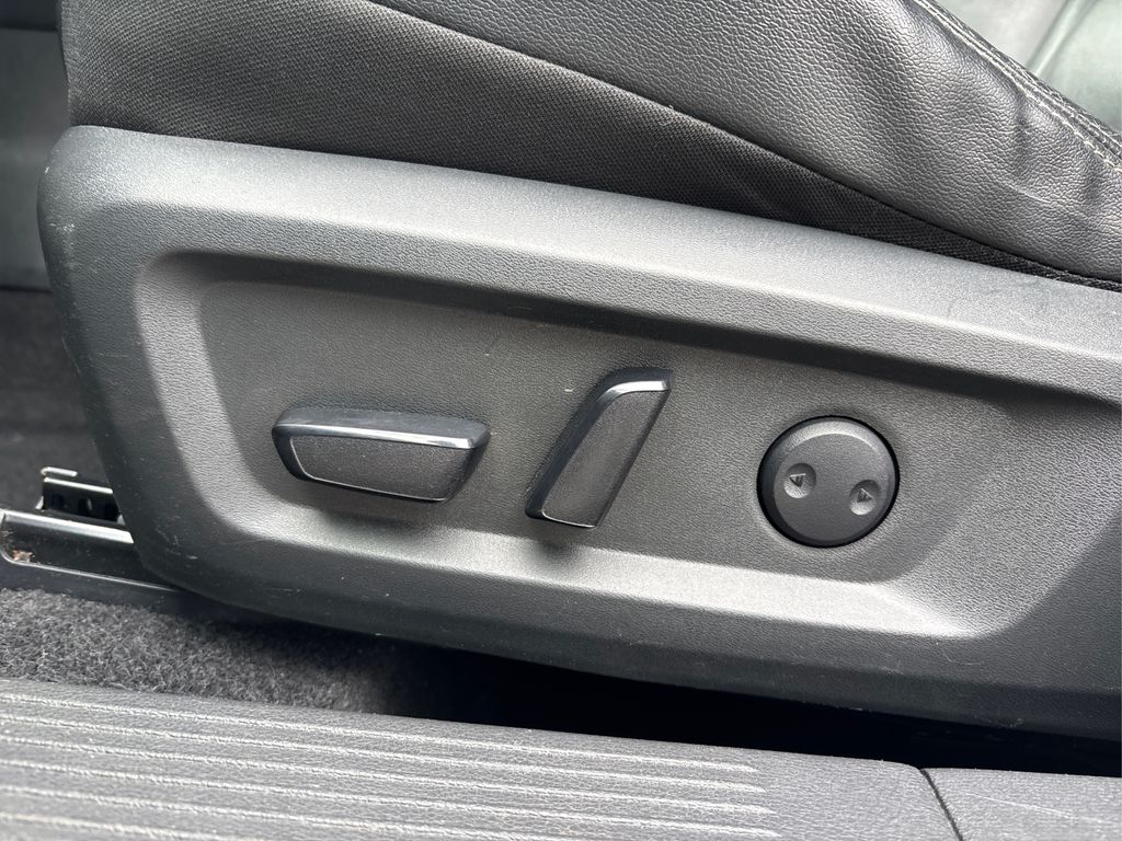 2021 Nissan Rogue SL photo 31