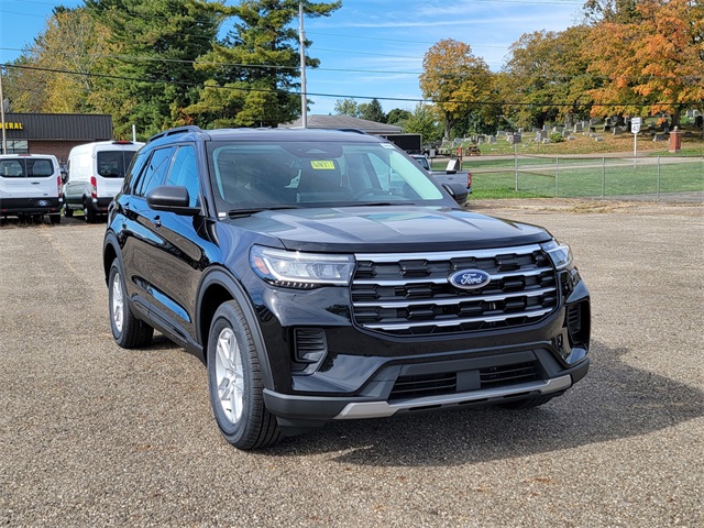 2026 Ford Explorer photo 2