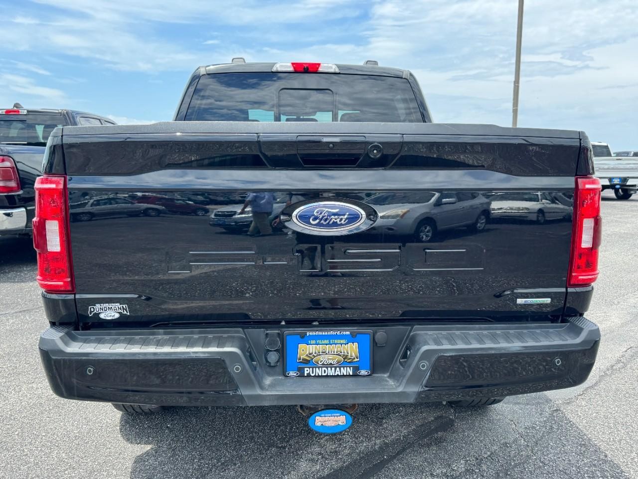 2022 Ford F-150 XLT photo 3