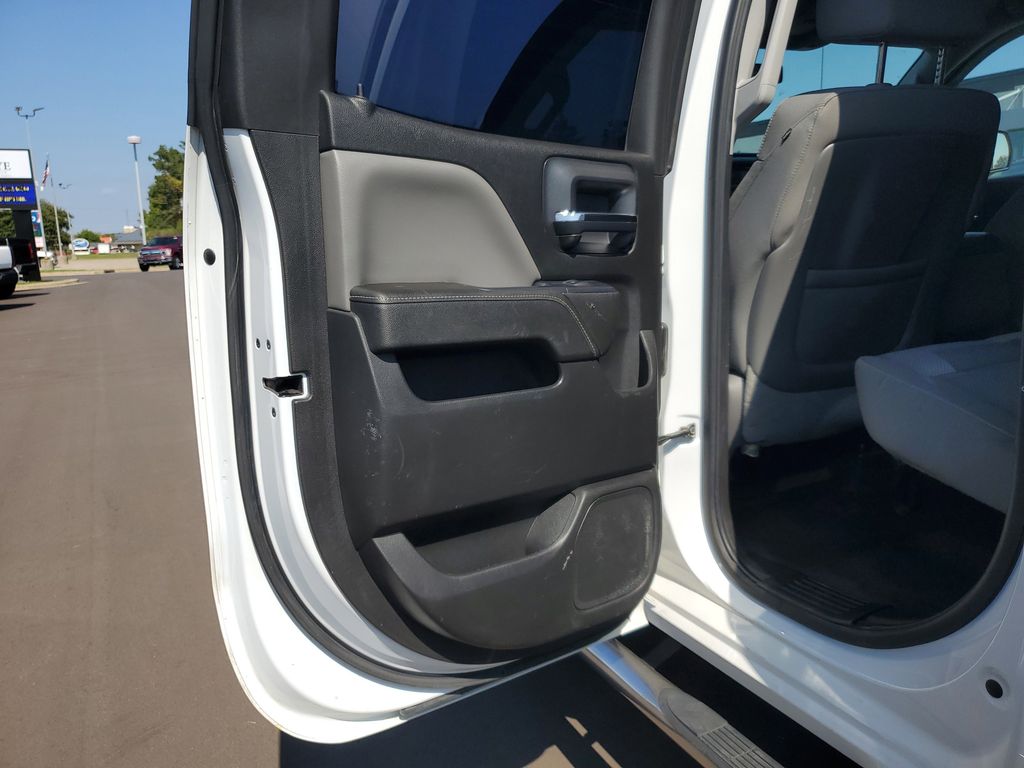 2015 Chevrolet Silverado 2500HD Work Truck photo 19