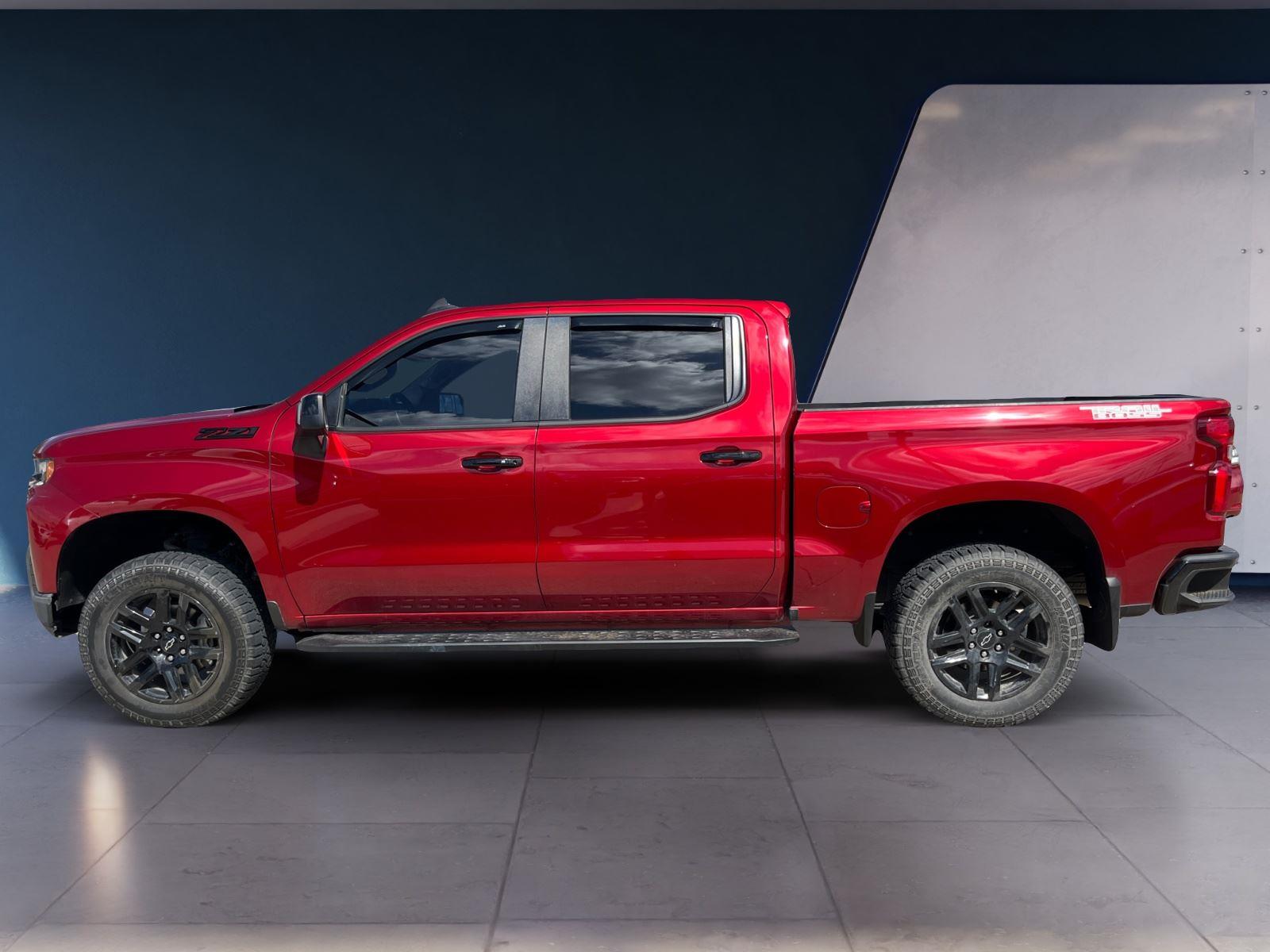 2022 Chevrolet Silverado 1500 LT Trail Boss photo 2