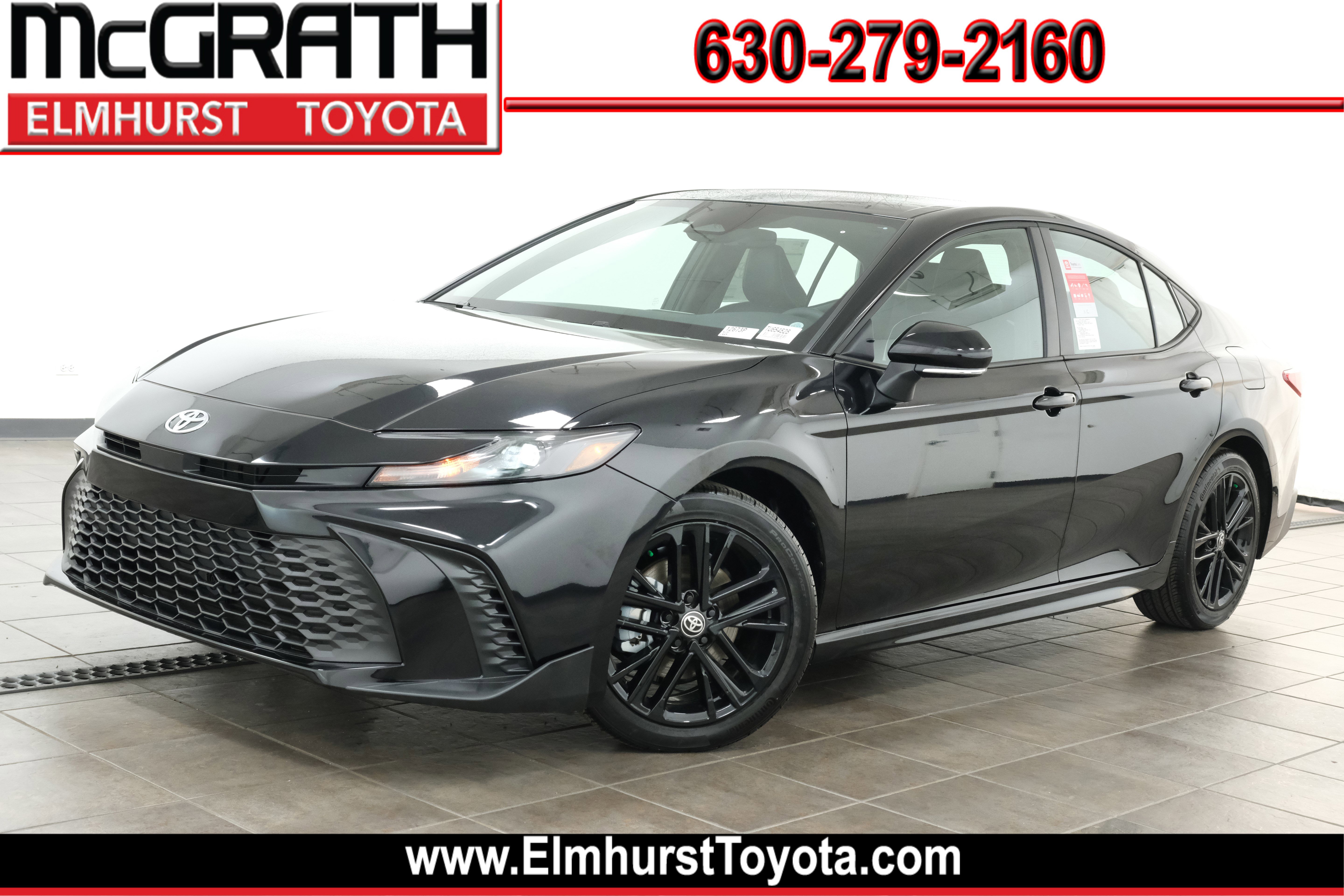 2026 Toyota Camry SE's photo