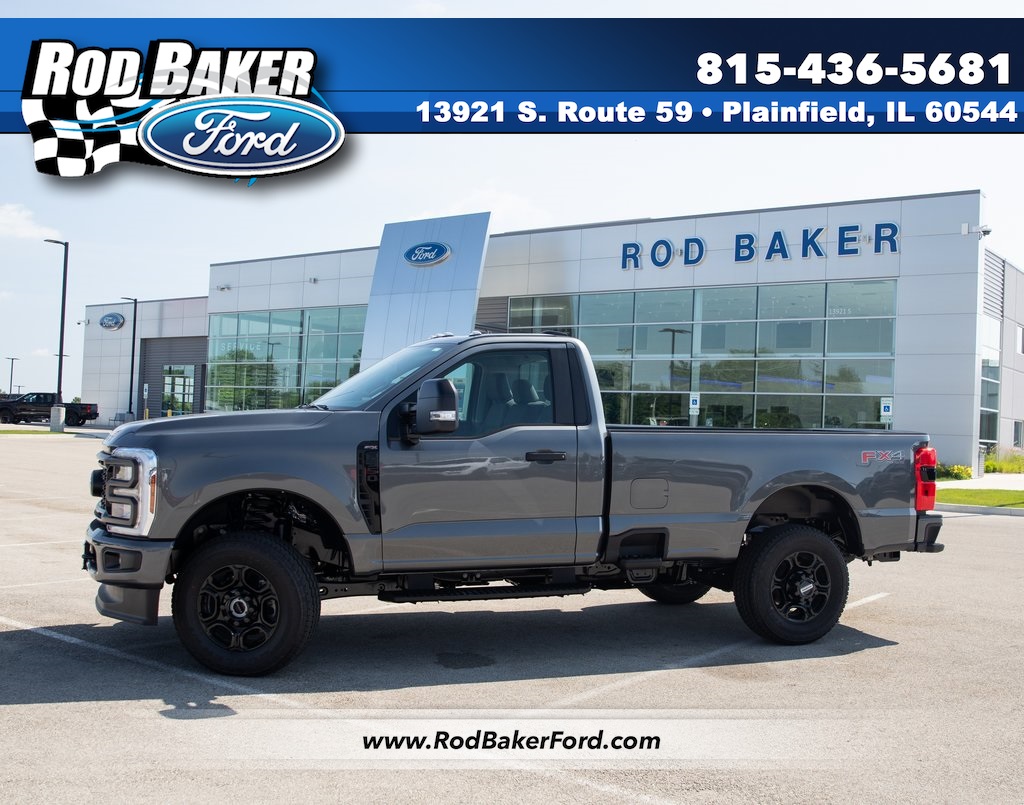 2025 Ford F-350 Super Duty XL's photo