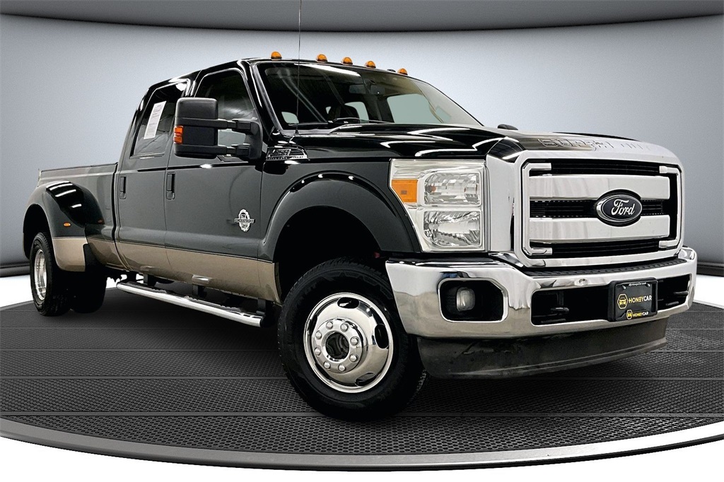 2012 Ford F-350 Super Duty Lariat's photo