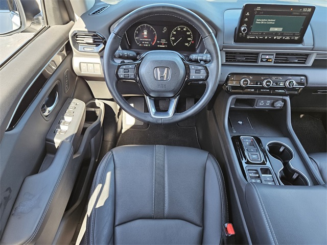 2024 Honda Pilot Touring photo 10