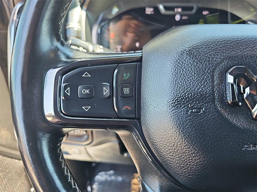 2023 Ram 1500 Limited photo 16