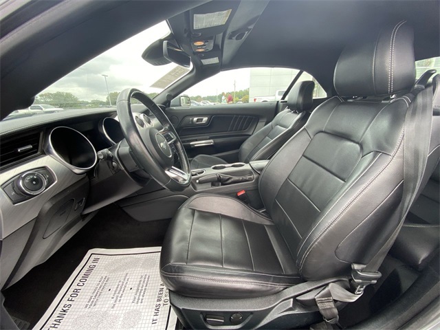 2023 Ford Mustang EcoBoost Premium photo 3