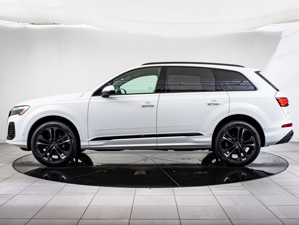 2025 Audi Q7 55 Premium Plus photo 5