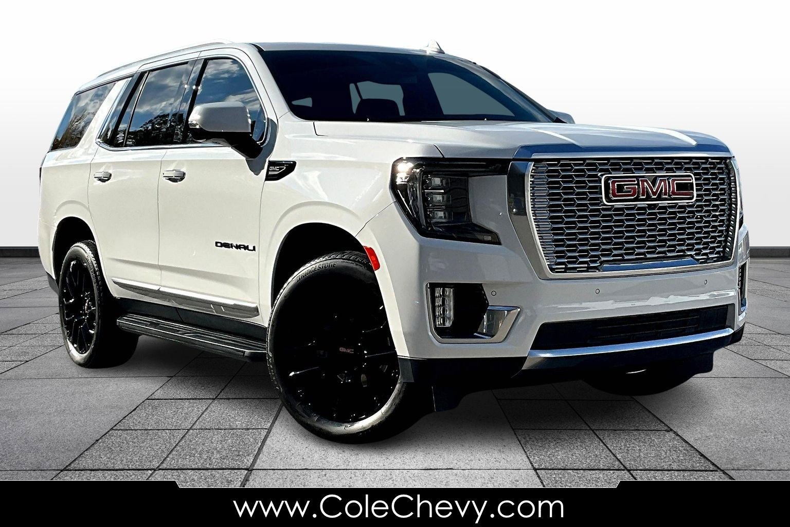 2024 GMC Yukon Denali's photo