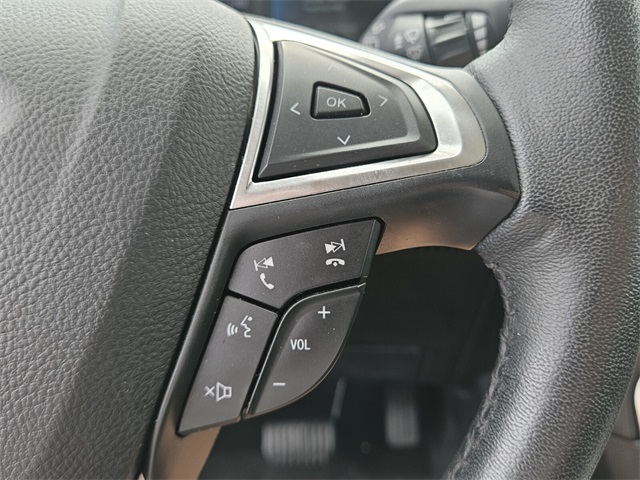 2022 Ford Edge Titanium photo 18